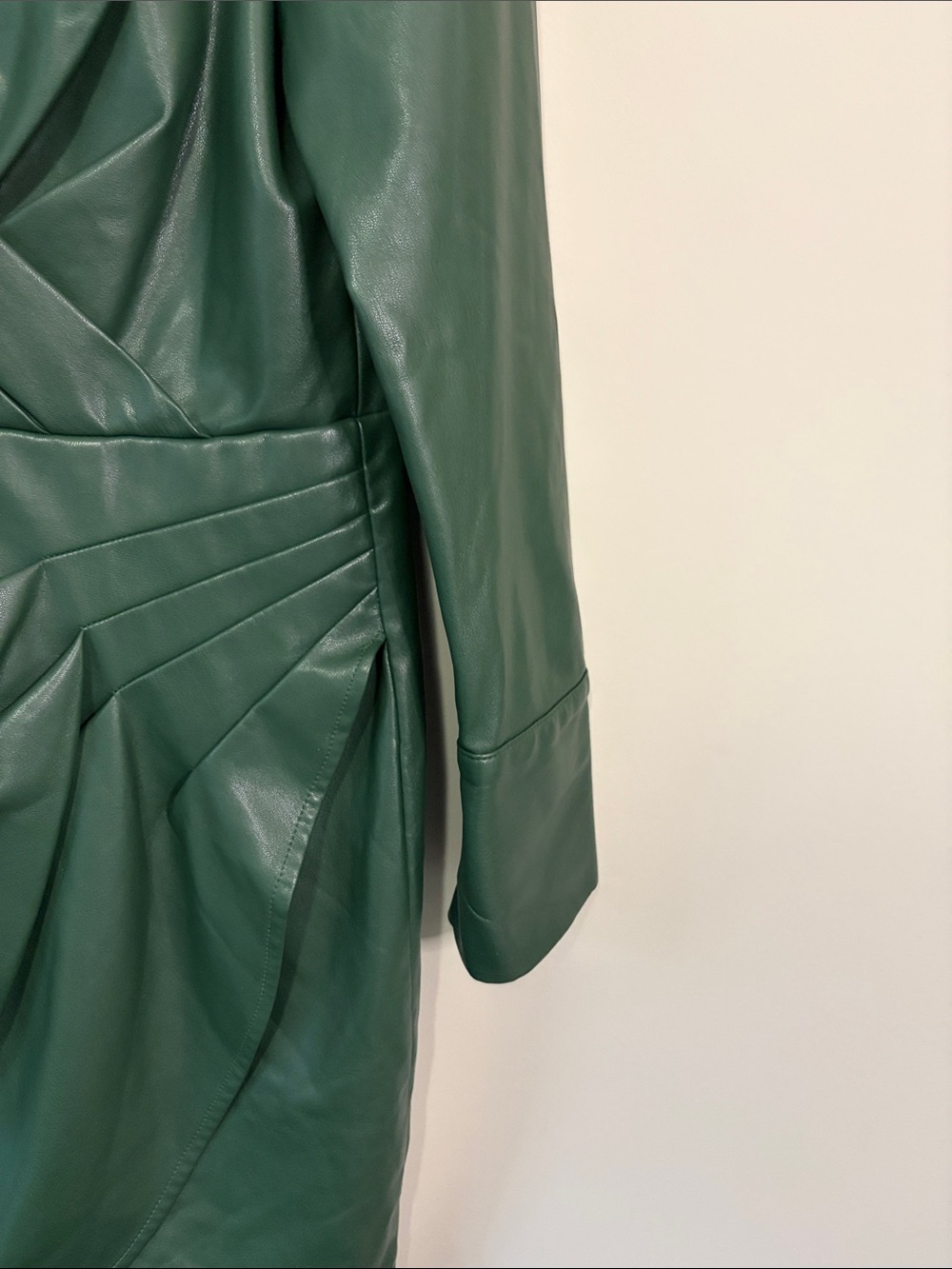 One33 Social Green Faux Leather Mini Shirt Dress Faux Wrap Designer Sz 12 - Picture 6 of 13